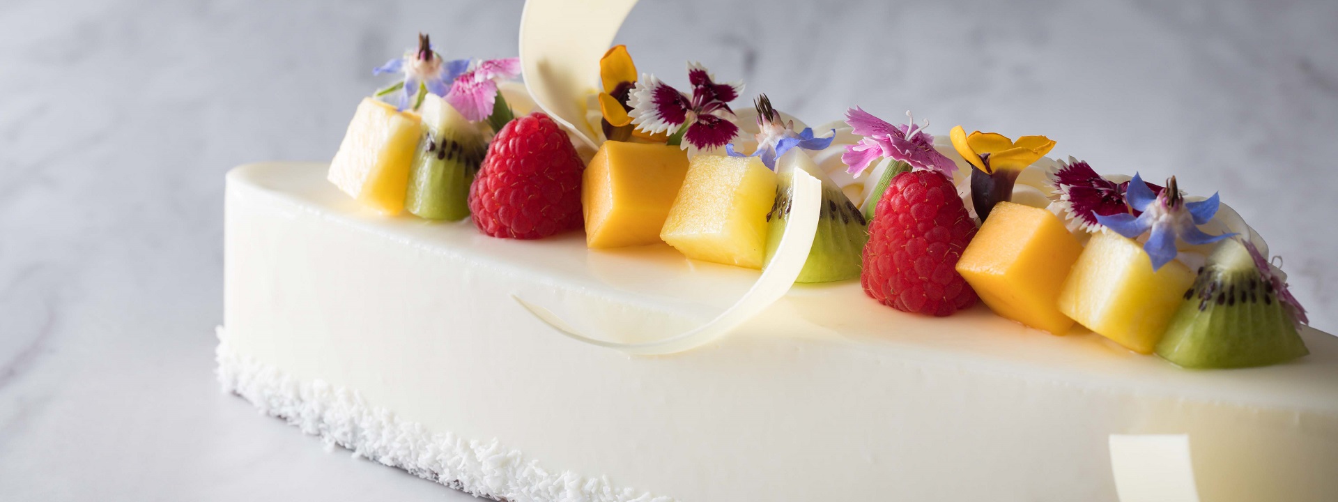 Pastry boutique Origami主厨 糕点师安里哲也